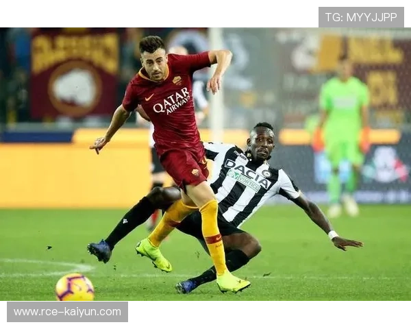 佛罗伦萨主场氛围热烈，欲借气势迎战老妇人